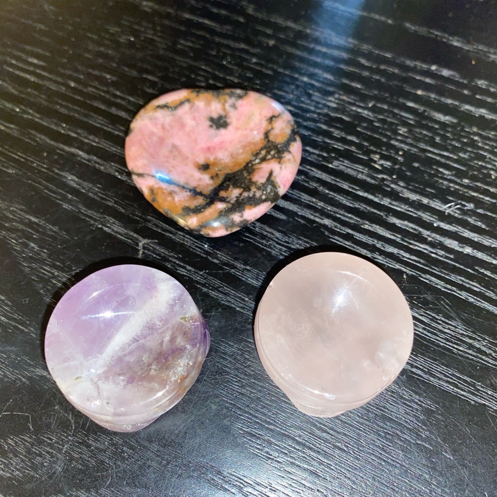 Worry pocket stone & sphere stands